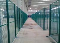 為什么有的框架護(hù)欄網(wǎng)會(huì)增加橫向的中撐邊框？